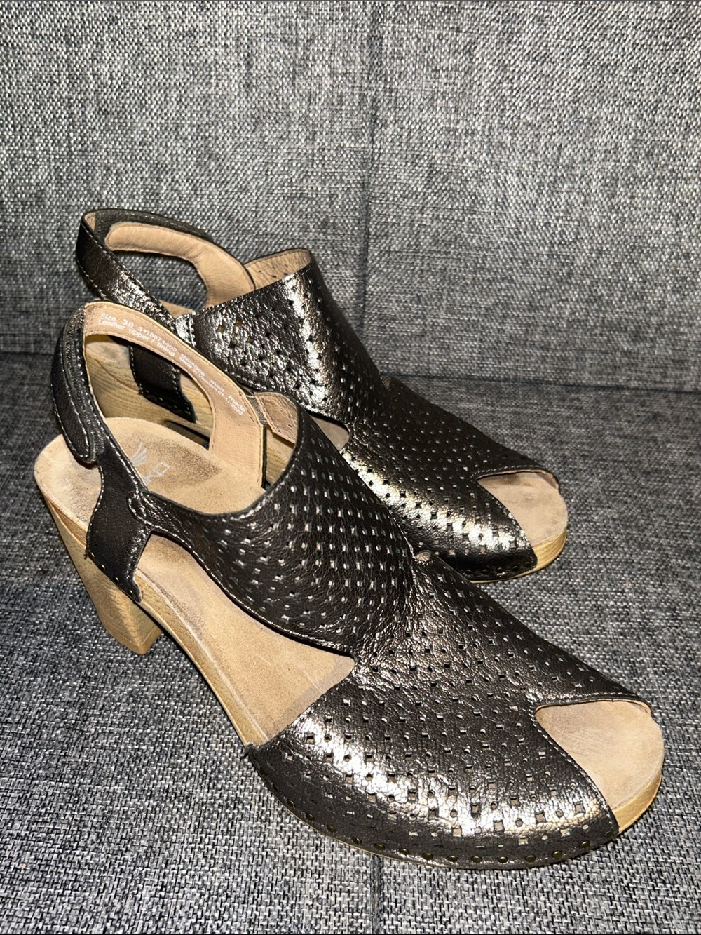 Dansko TEAGAN  Sandal in Gunmetal Metallic